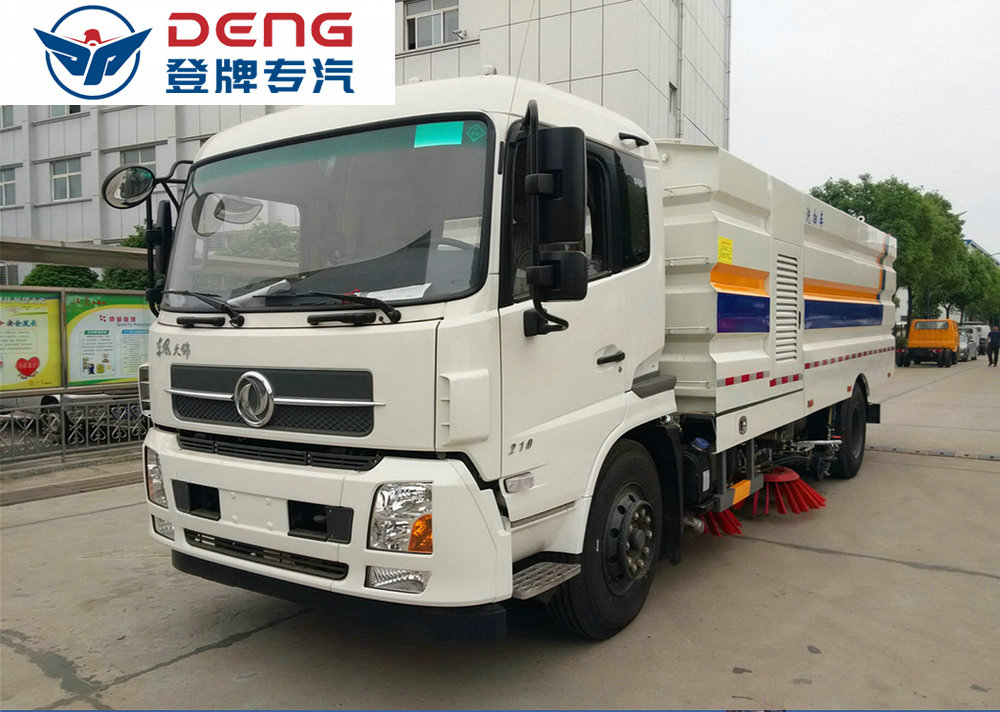 東風(fēng)天錦12方洗掃車(chē)_07