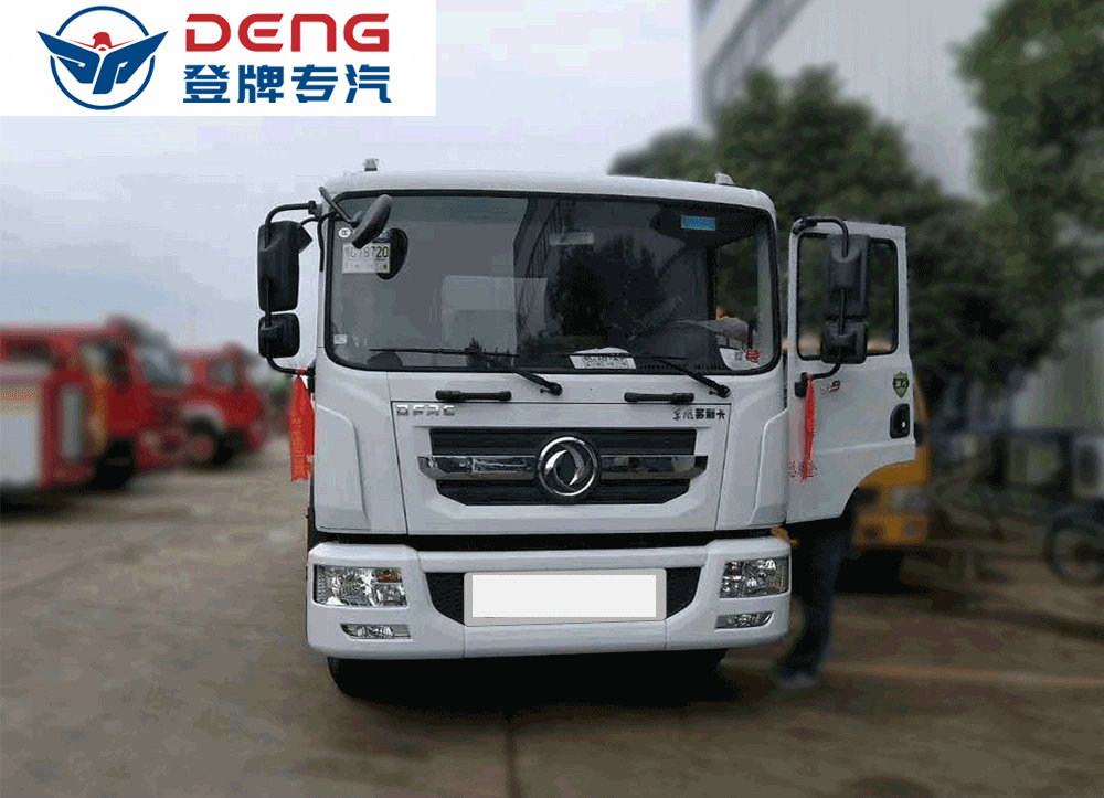 國六東風(fēng)多利卡D9吸糞車(chē)_10